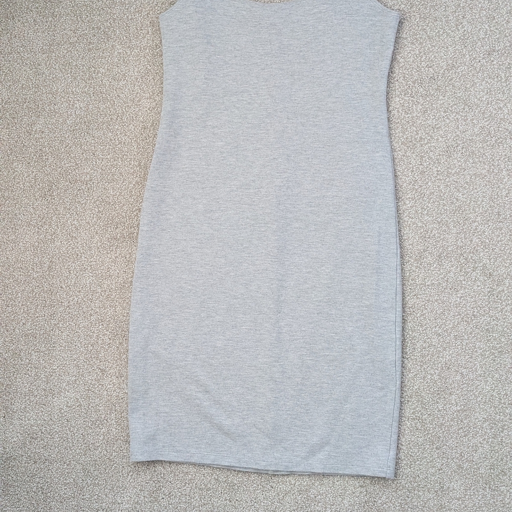 Forever 21 Gray Sleeveless Dress